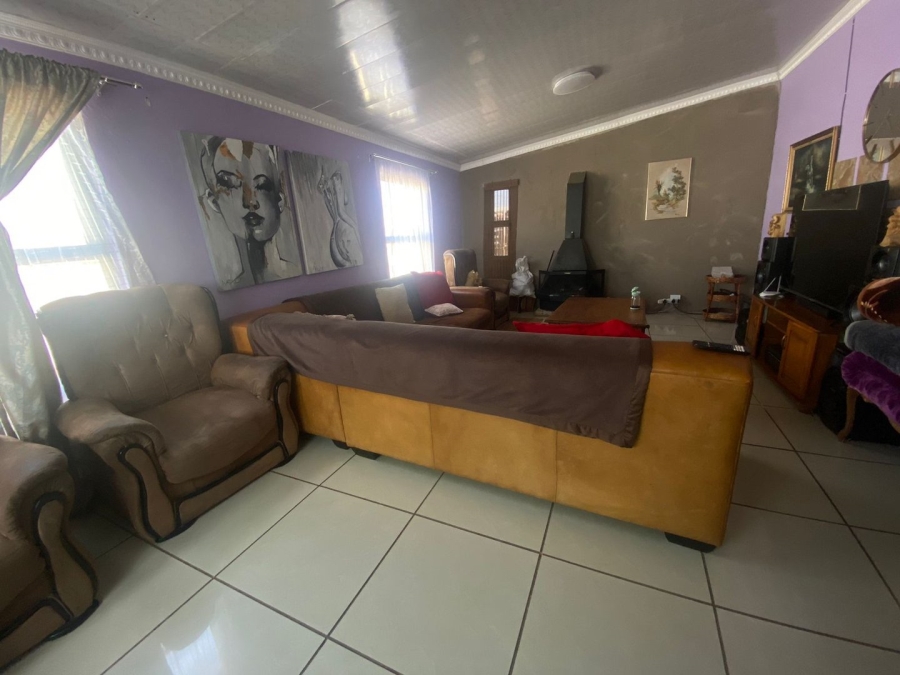 3 Bedroom Property for Sale in Heidedal Free State